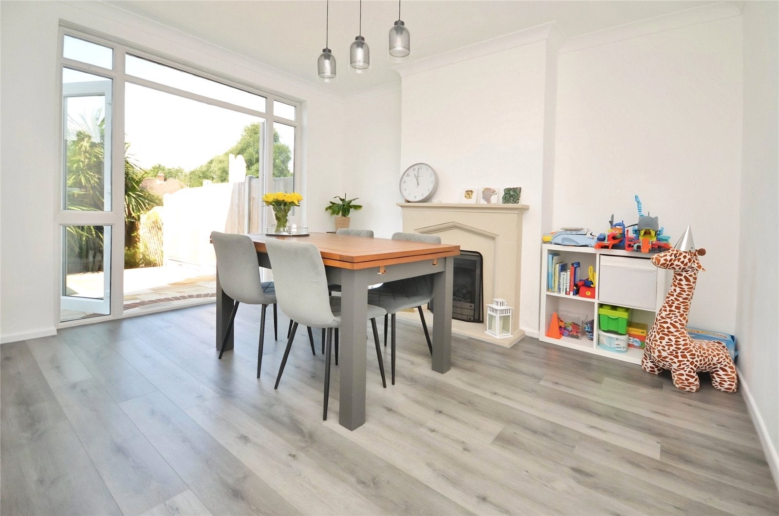 House Alder Avenue in Greater London