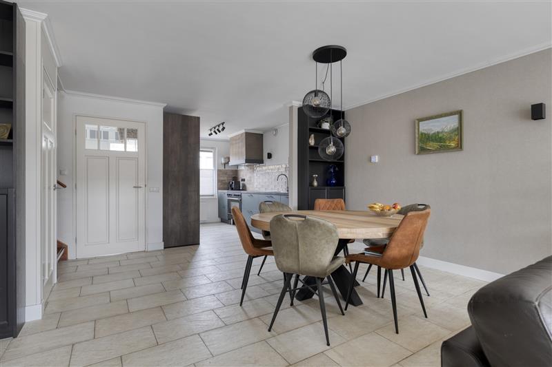 Tussenwoning te koop: Vrijheidsplantsoen 27, Purmerend