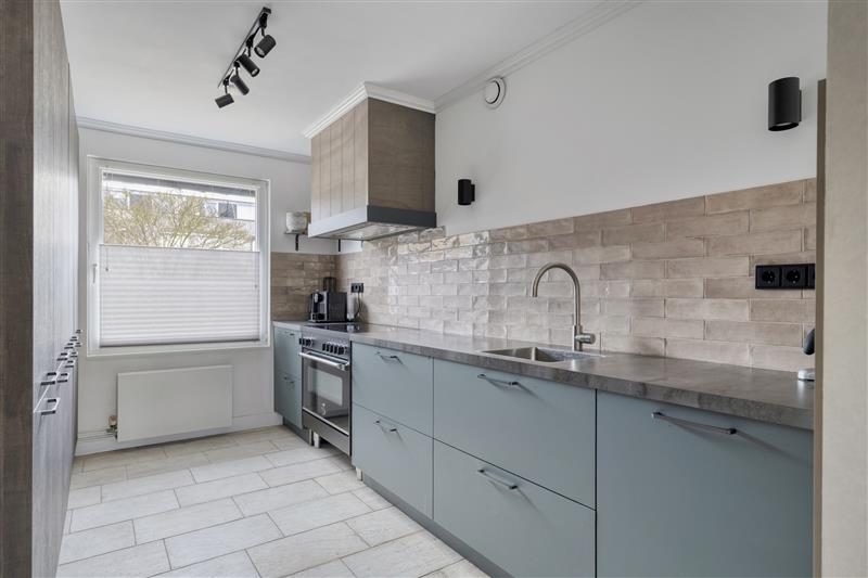 Tussenwoning te koop: Vrijheidsplantsoen 27, Purmerend