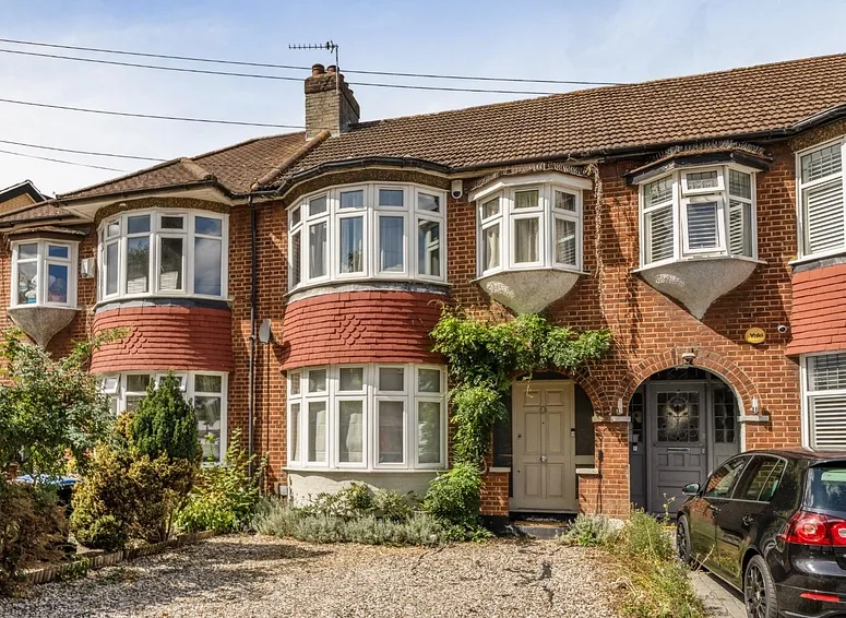 House Firs Lane in Greater London