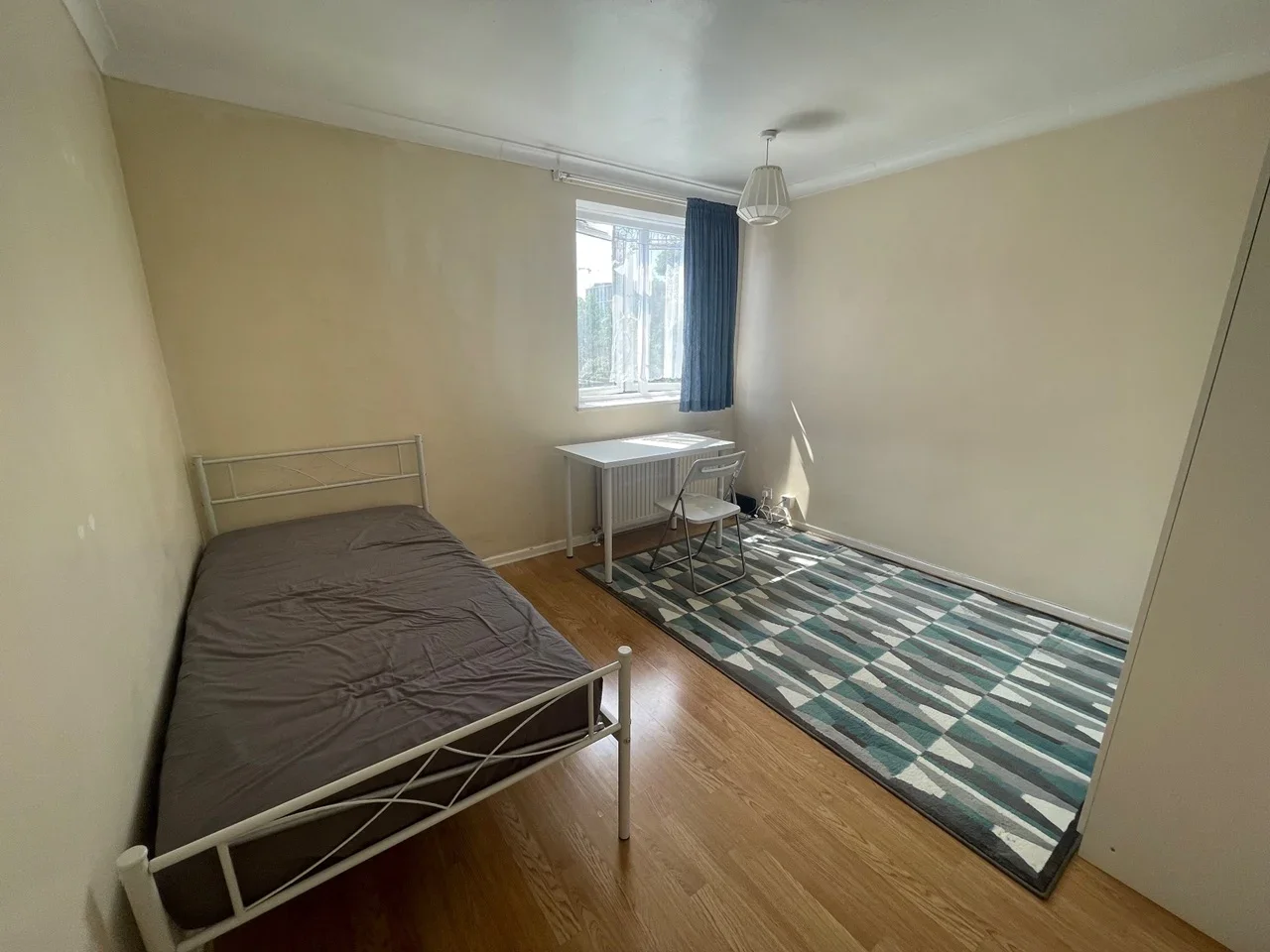 Room Little Strand in Greater London