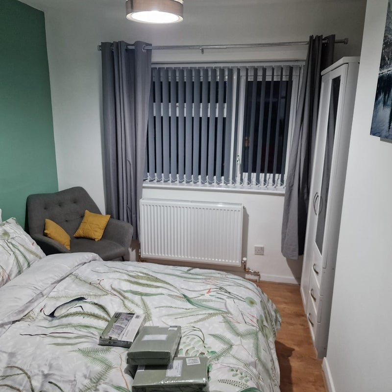 Room Sandyhill Road in Manchester