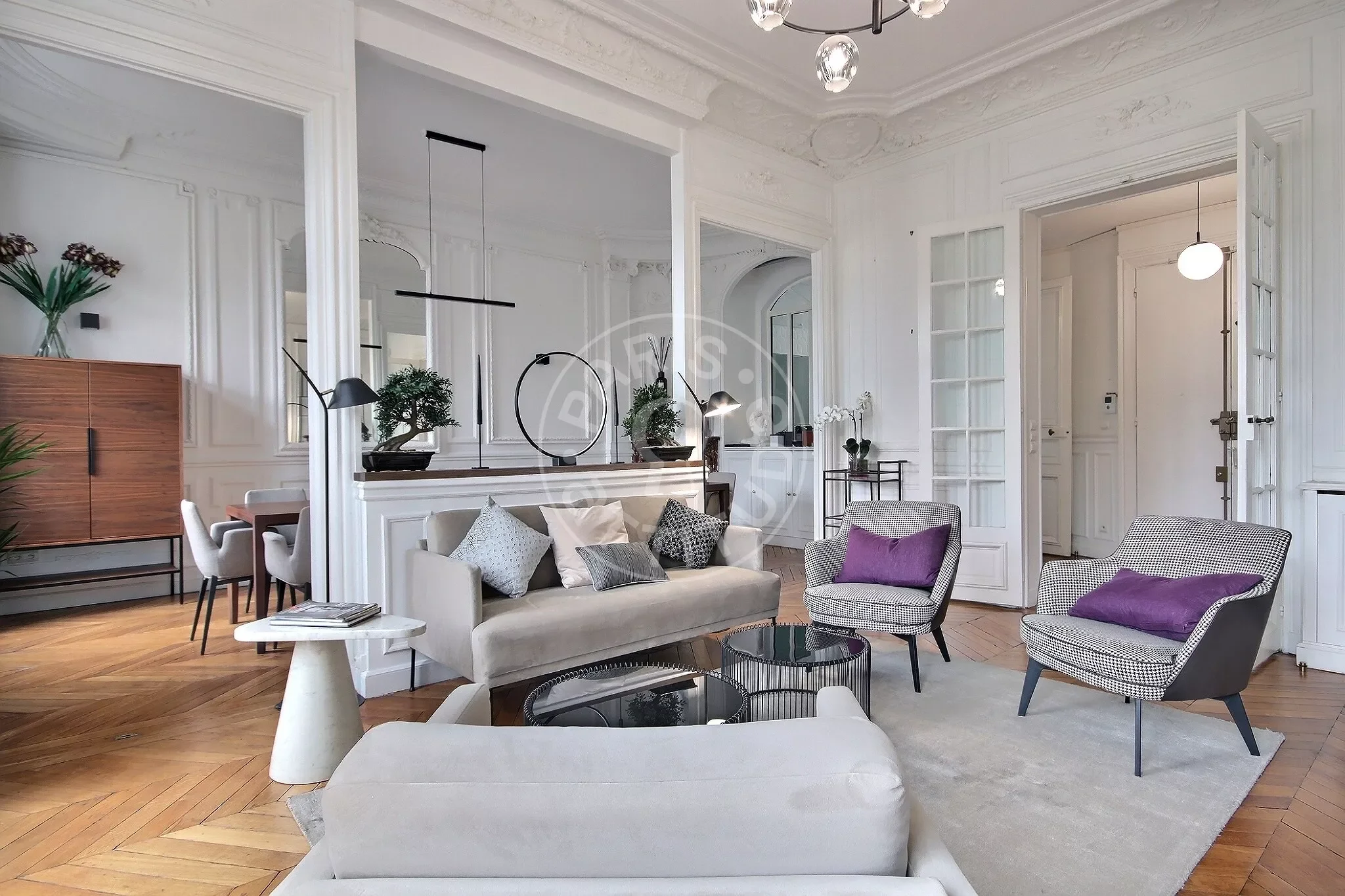 Flat Rue La Fayette in Paris