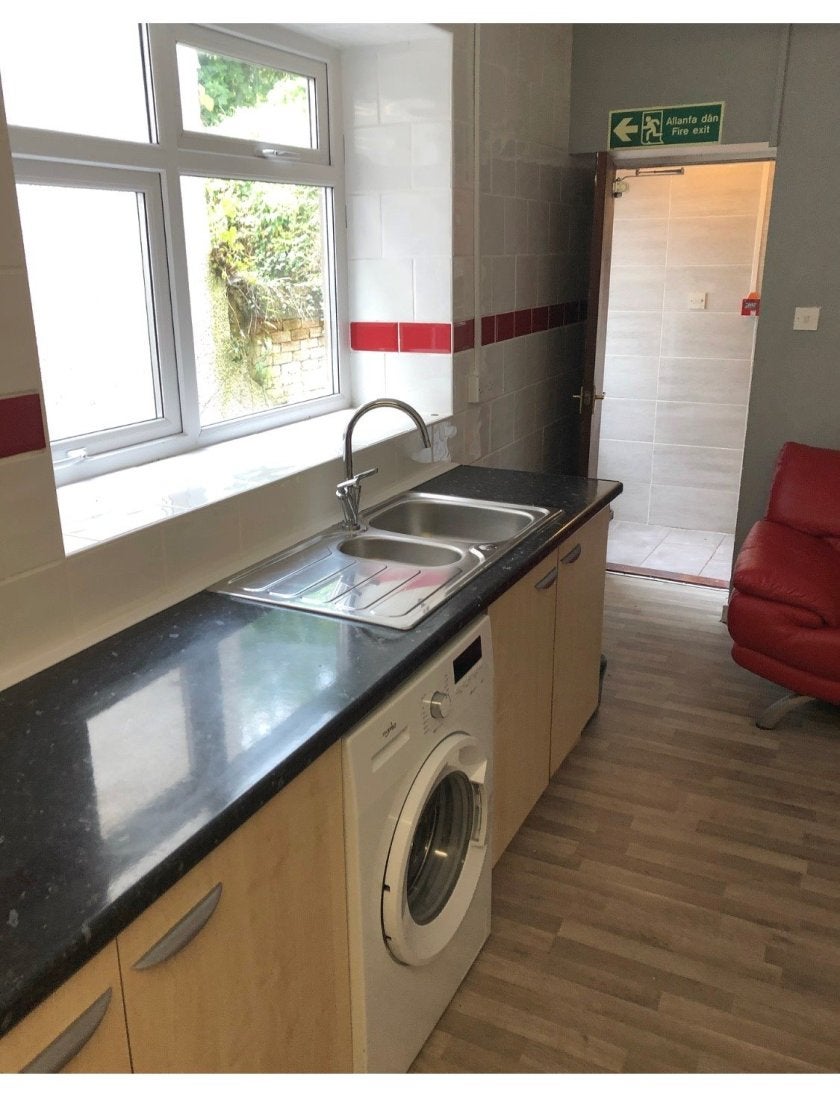 Flat Mansel Street in Swansea