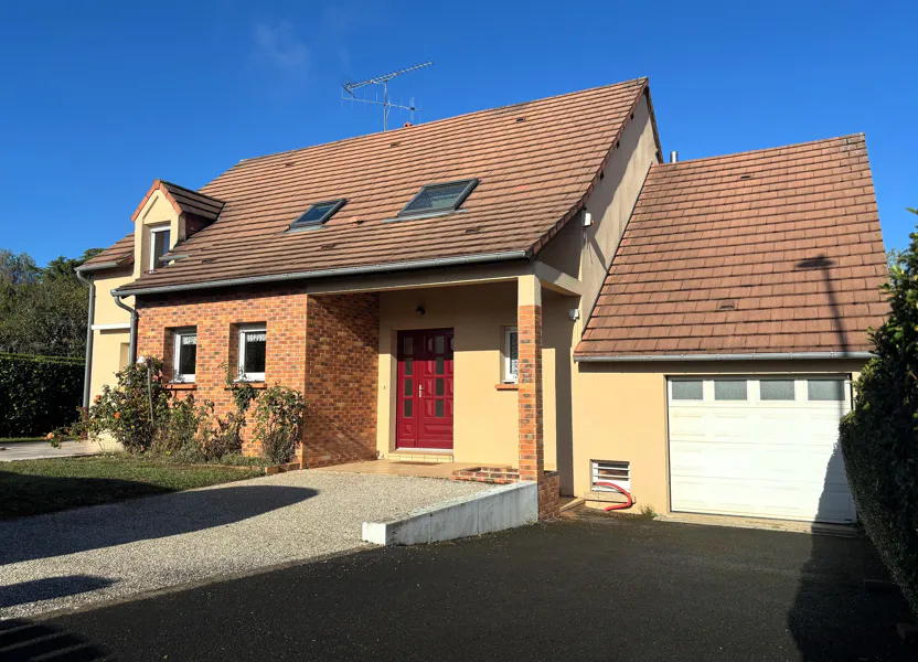 Maison Rue du Maréchal de Lattre de Tassigny à Alençon