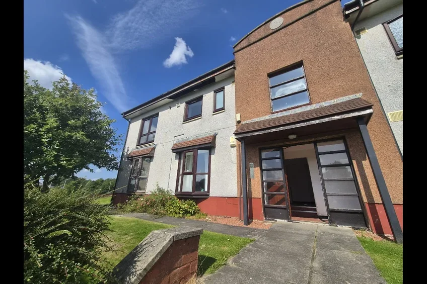 Flat Moorfoot Avenue in Paisley