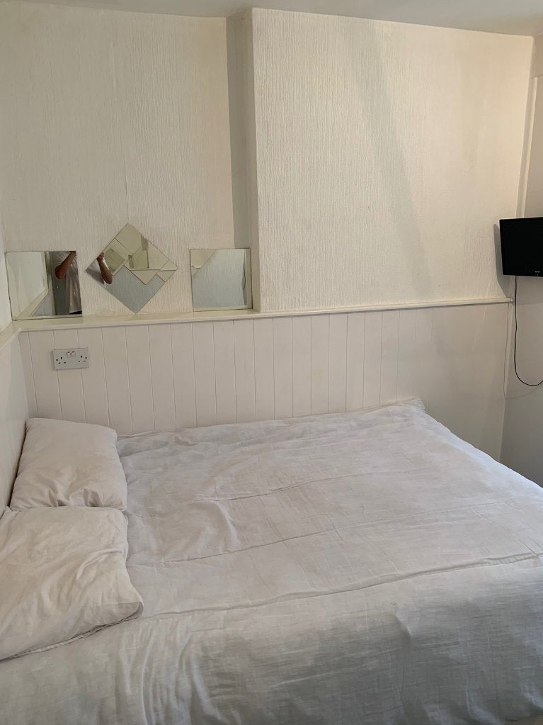 Flat Glenloch Road in Greater London