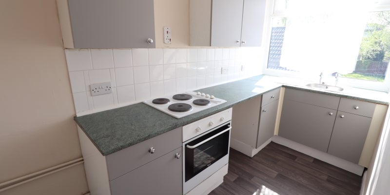 Flat Hornby Court in Bromborough