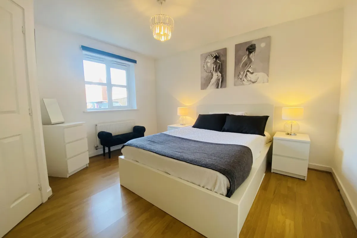 Flat Girton Way in Derby