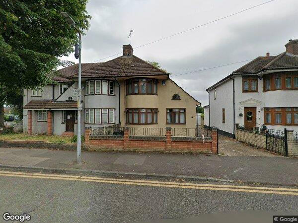 Flat St Nicholas Avenue in Greater London