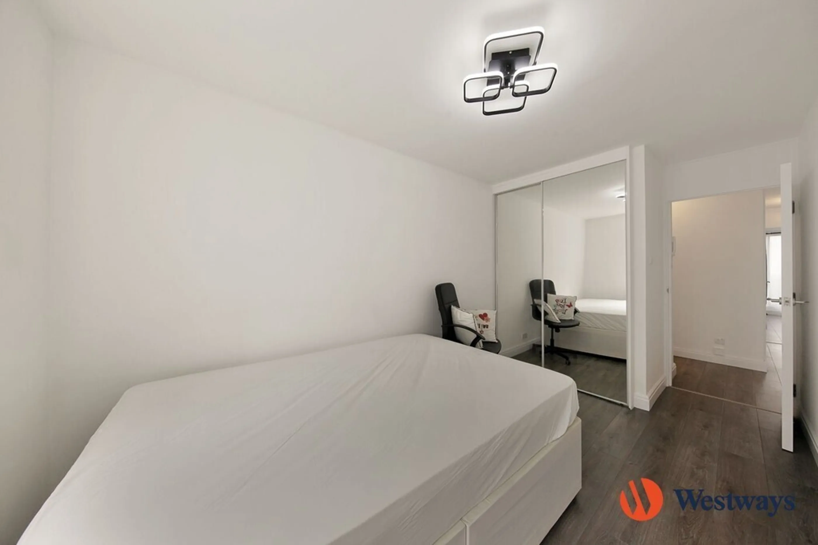 Flat Bayswater Road in City of Westminster