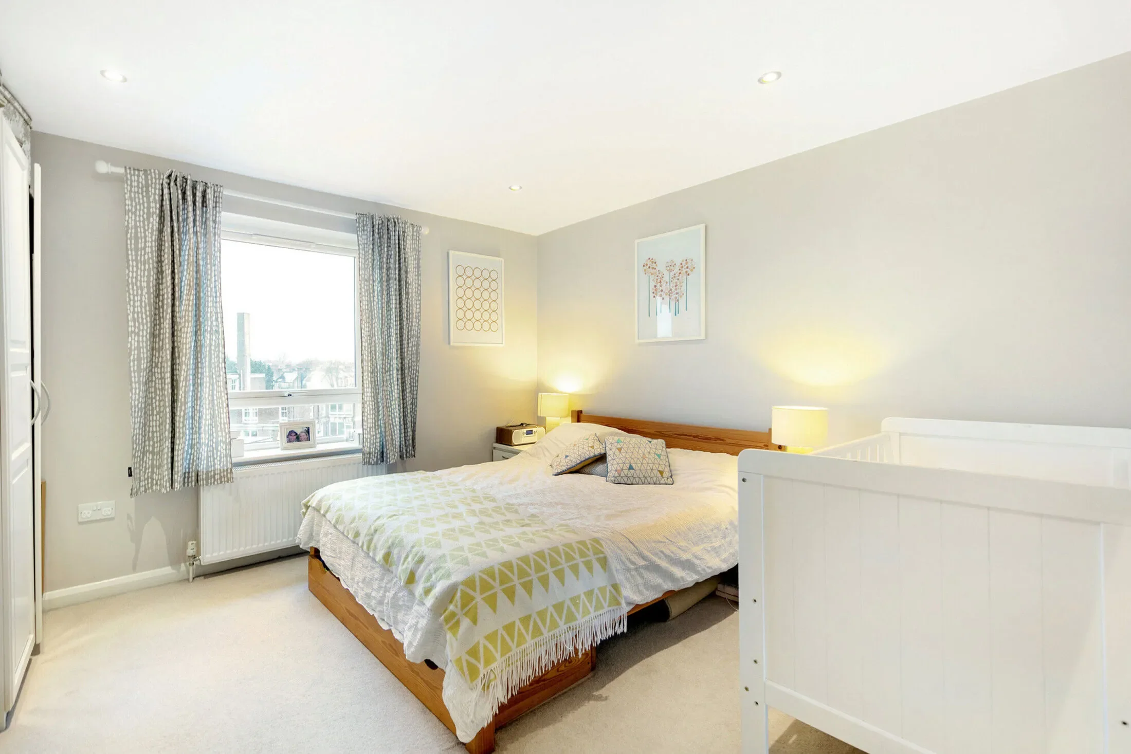 House Nightingale Lane in Greater London
