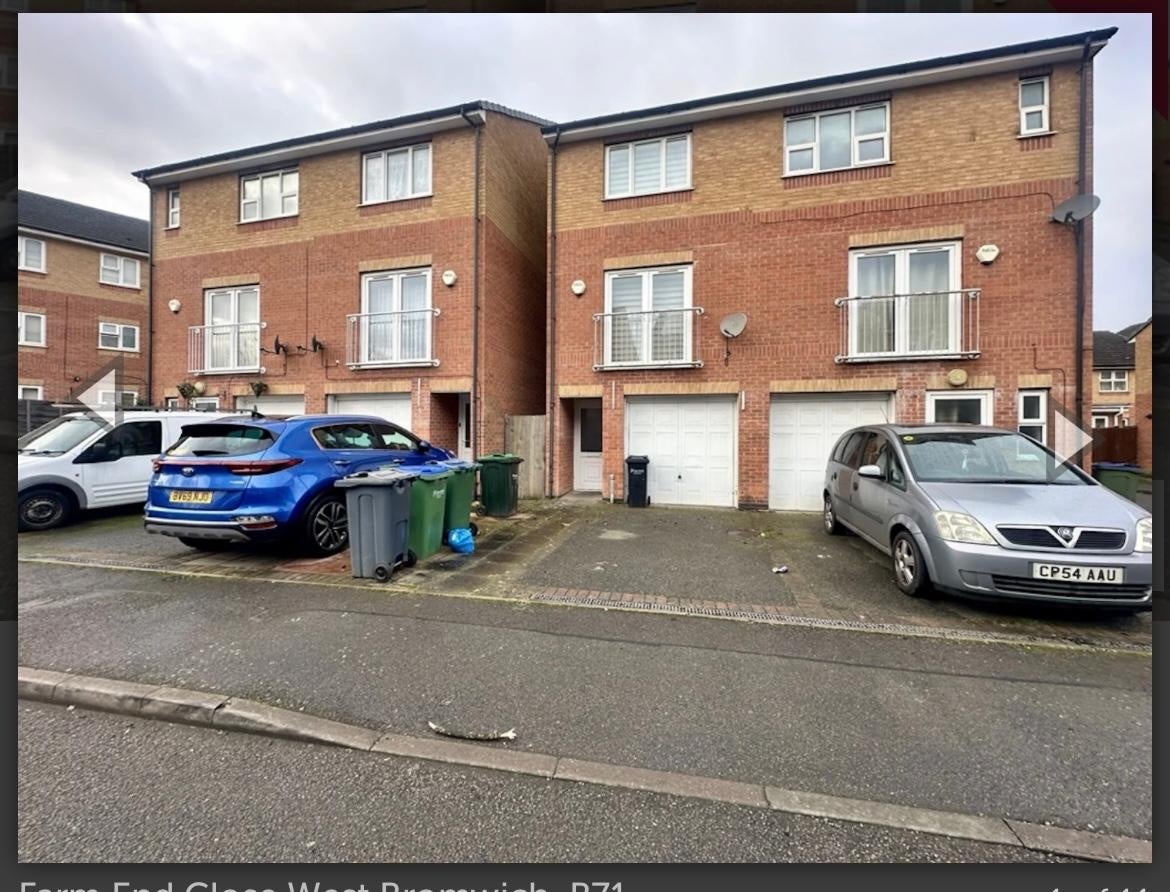 House Farm End Close in Sandwell