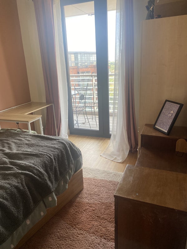 Room Kelso Place in Manchester