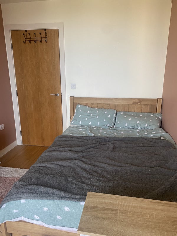 Room Kelso Place in Manchester