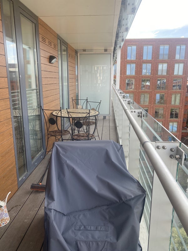Room Kelso Place in Manchester