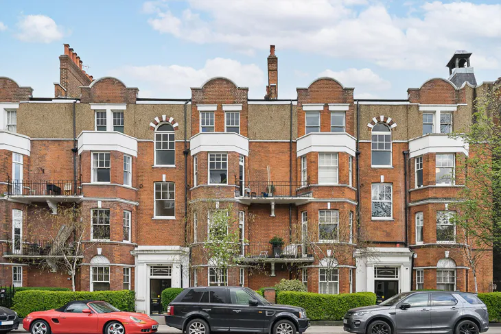 Flat Beaufort Street in Greater London