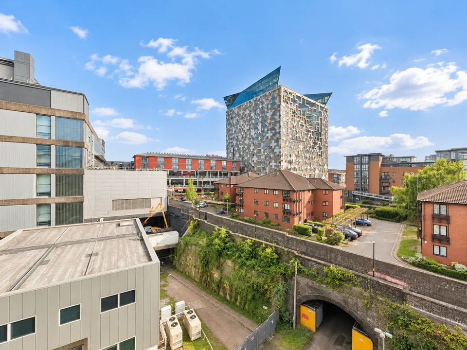 Flat Holliday Street in Birmingham