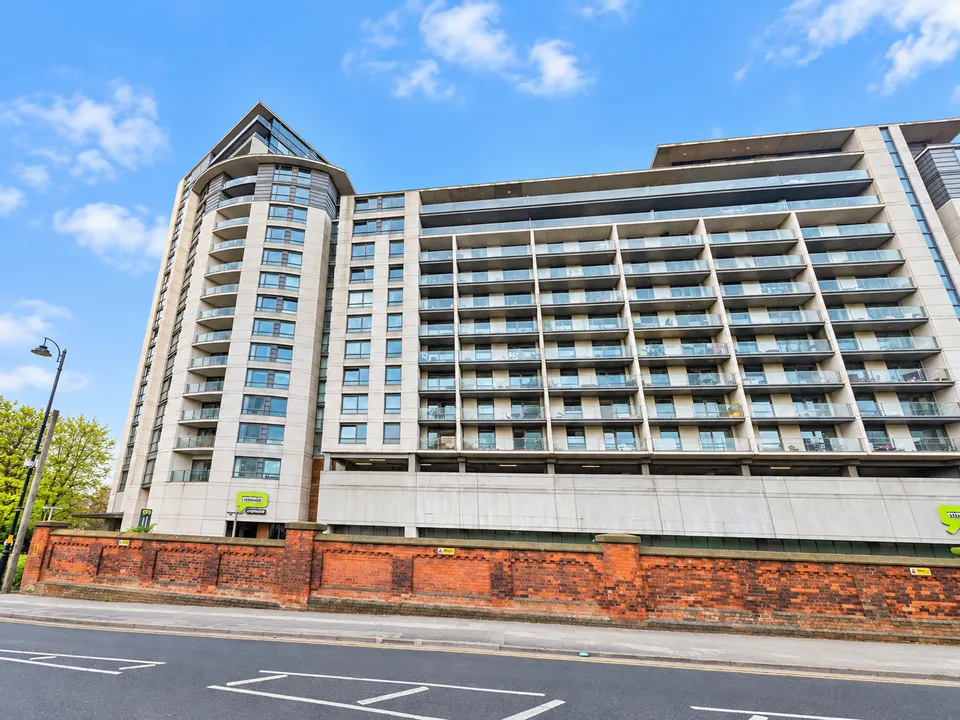 Flat Holliday Street in Birmingham