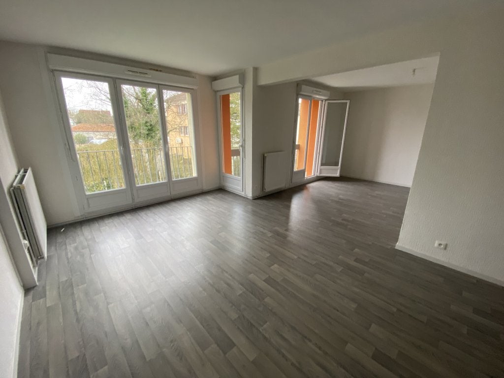 Appartement Chemin de la Fontaine Royale à Commercy