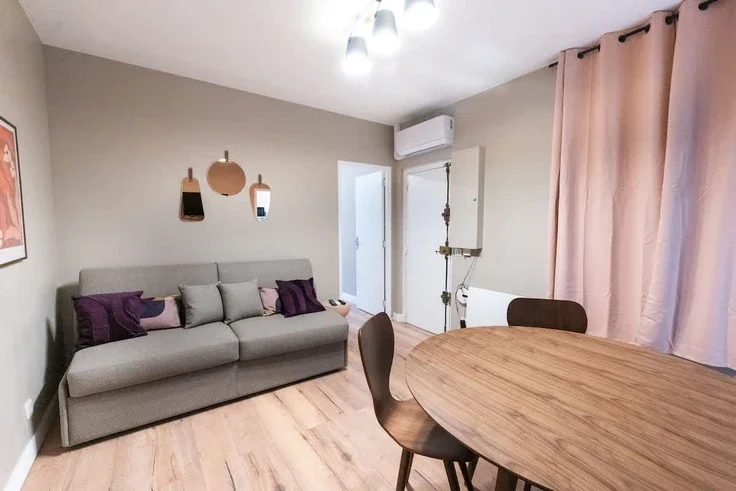 Appartement Rue de Fécamp à Paris