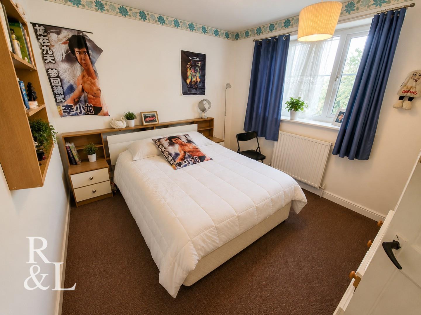 Flat Meaton Grove in Birmingham