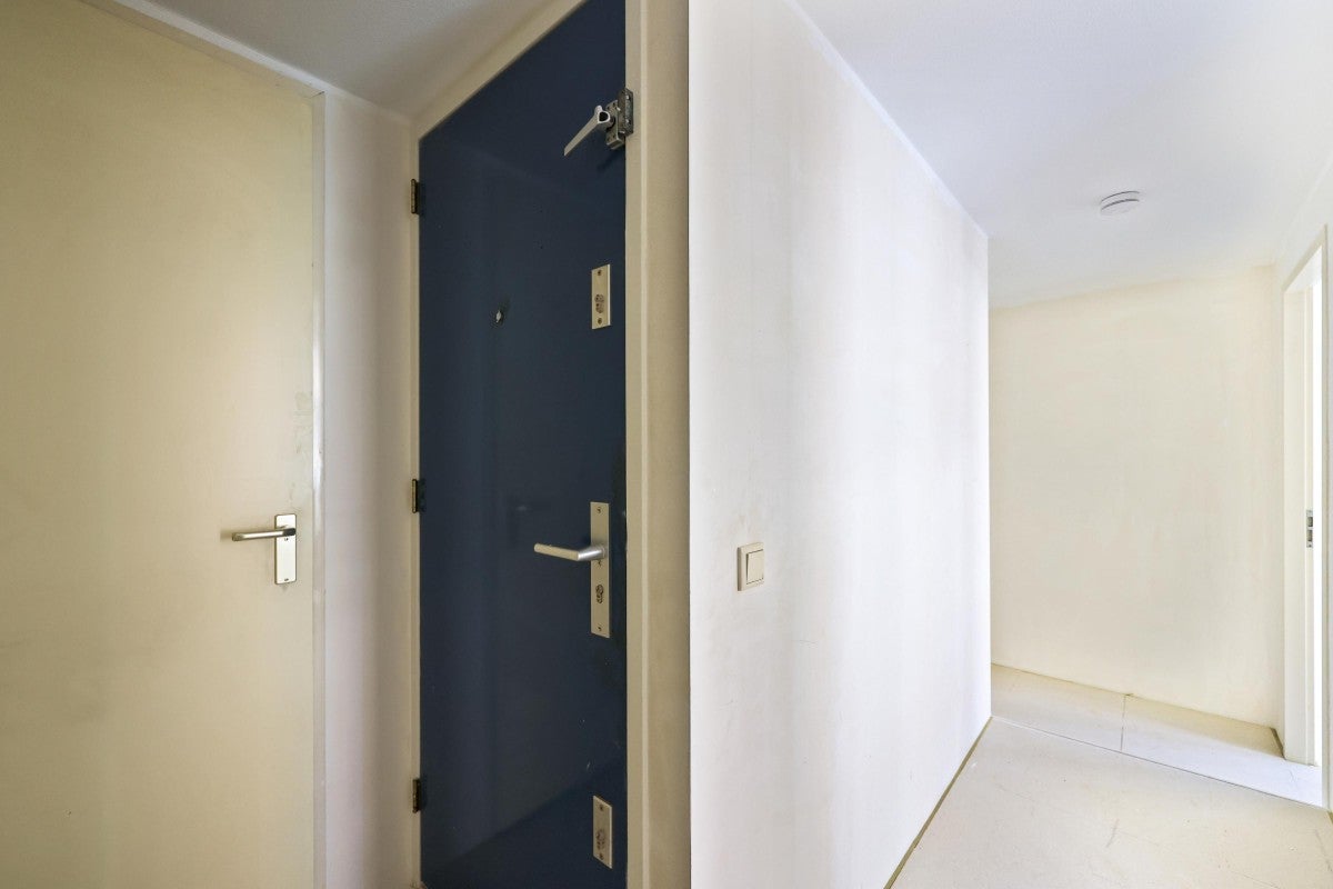Studio te koop: Van der Hoopstraat 29-1, Amsterdam