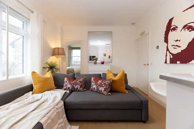 Flat Cambridge Gardens in Greater London