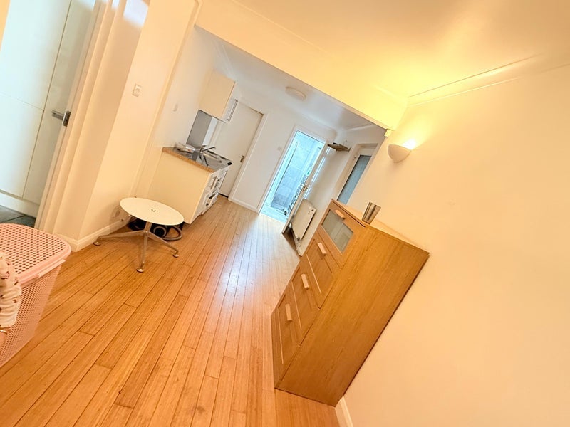 Room Kaywood Close in Slough