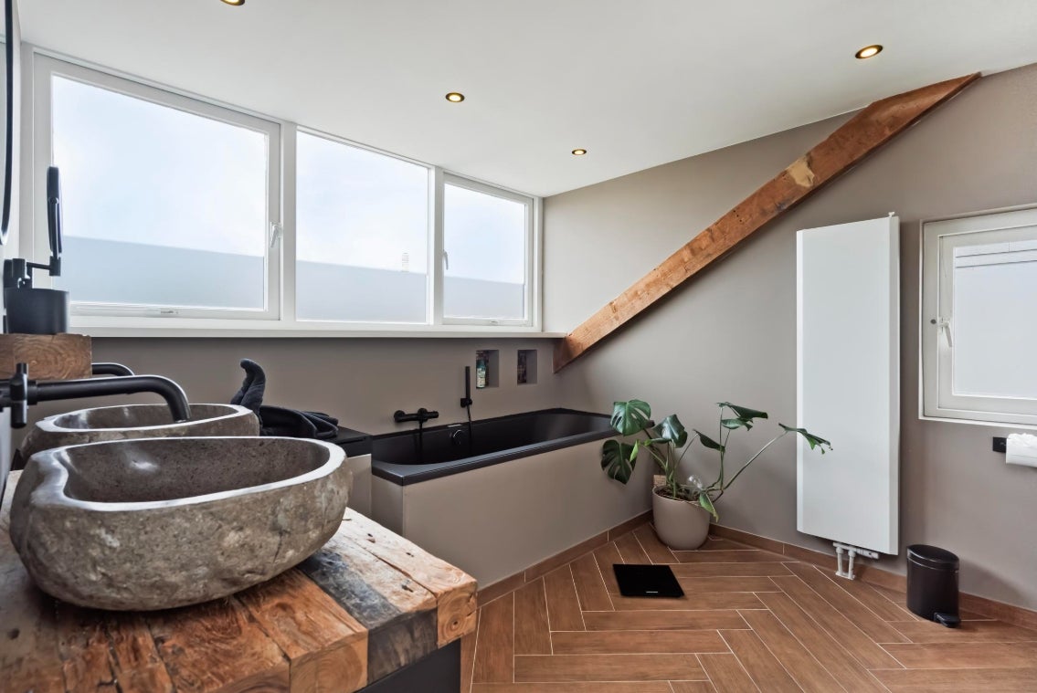 Woning te huur: Leimuiderdijk, Rijsenhout