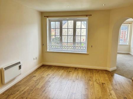 Flat Pius Avenue in North Kesteven