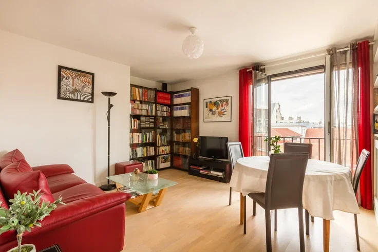 Flat Rue Yves Toudic in Paris