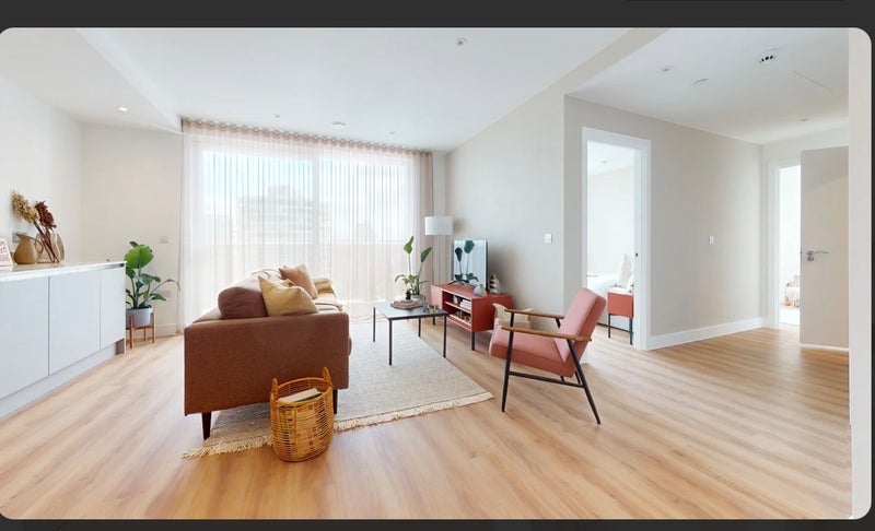 Room Caithness Walk in Greater London