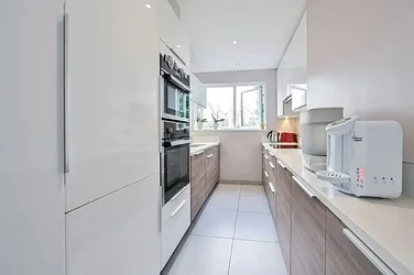 Flat Bywater Place in Greater London