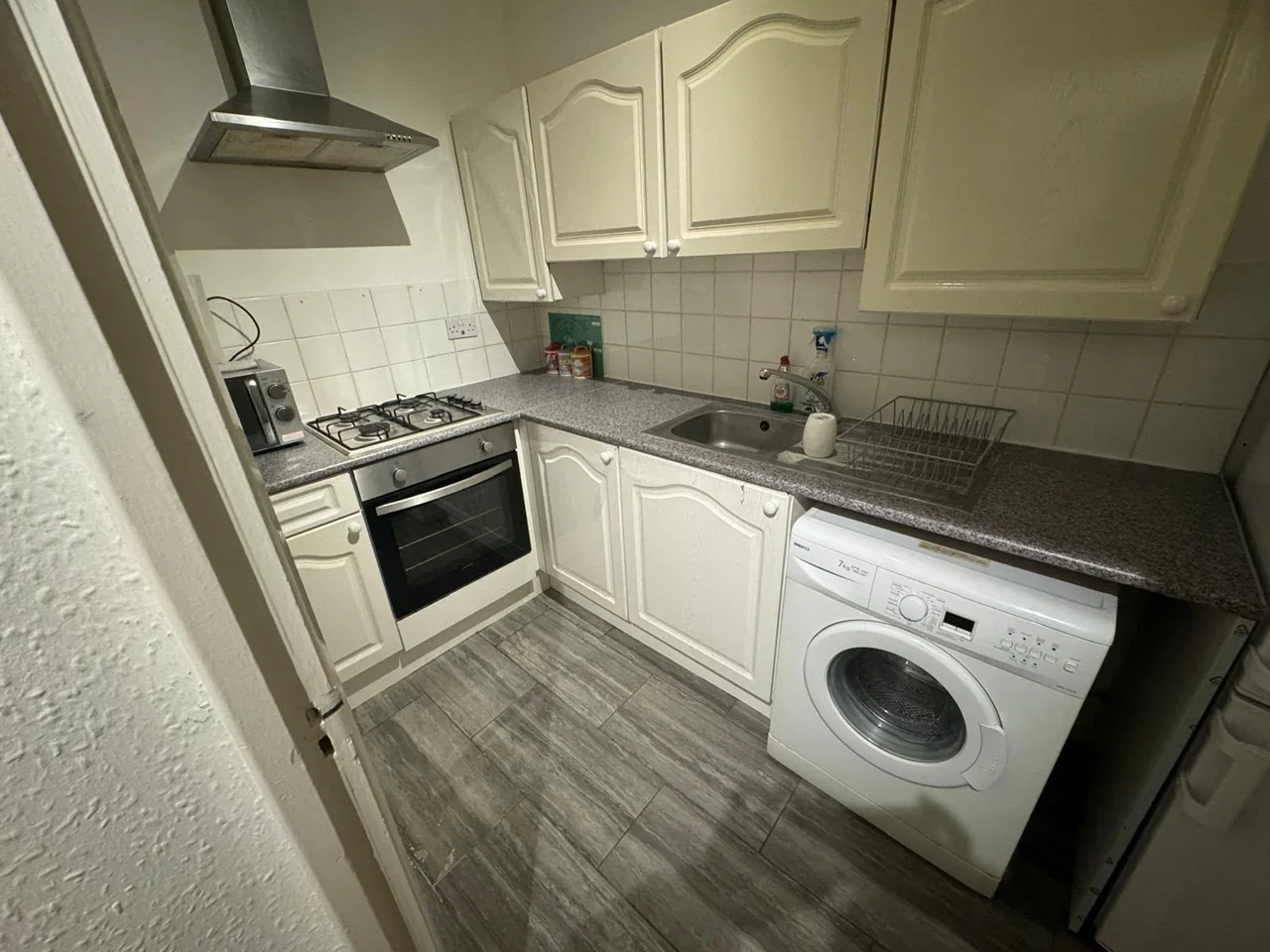 Flat Ealing Green in Greater London