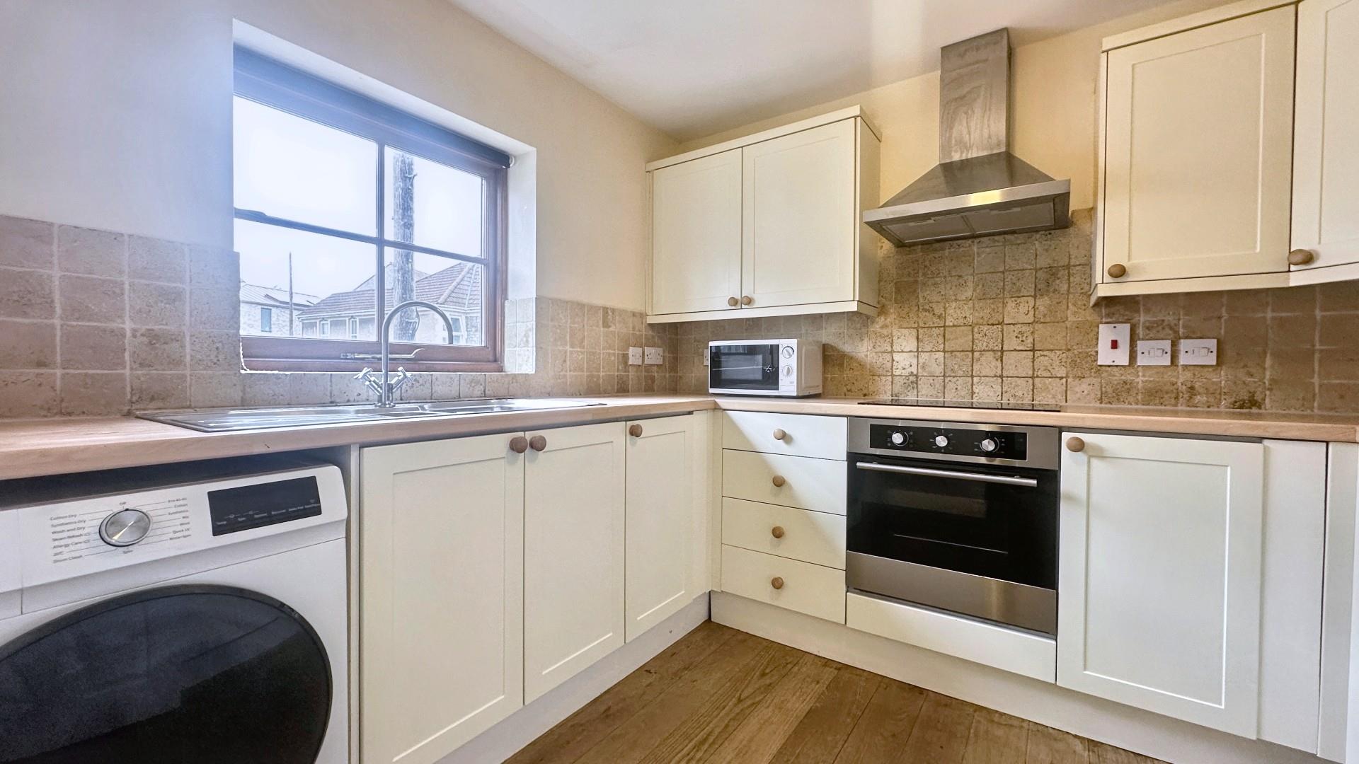 Flat Allington Road in Bristol