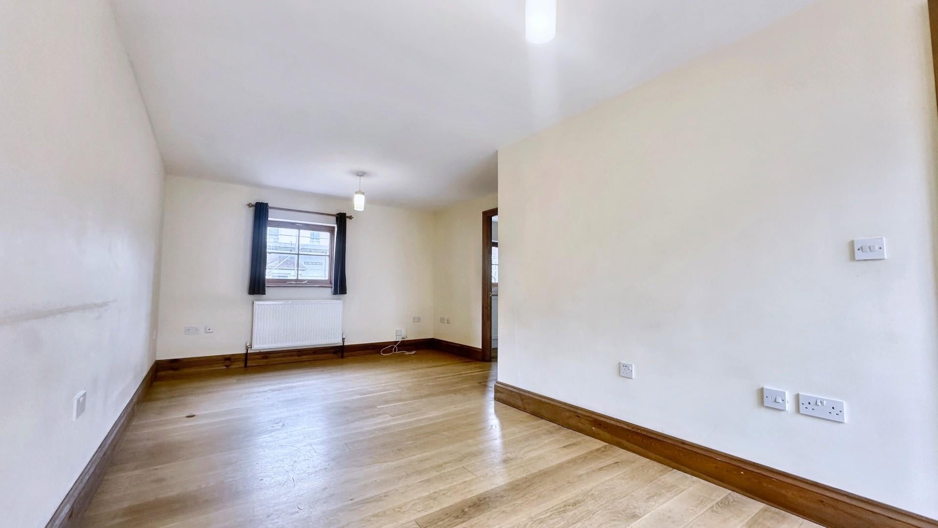 Flat Allington Road in Bristol