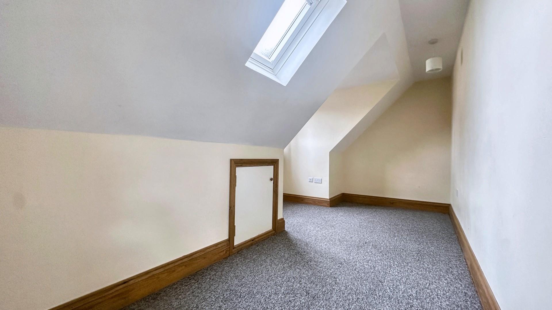 Flat Allington Road in Bristol