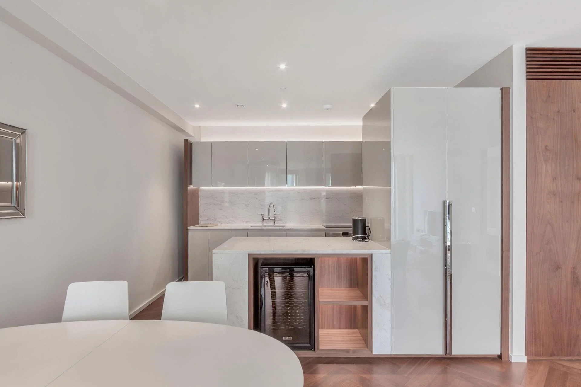 Flat New Union Square in Greater London