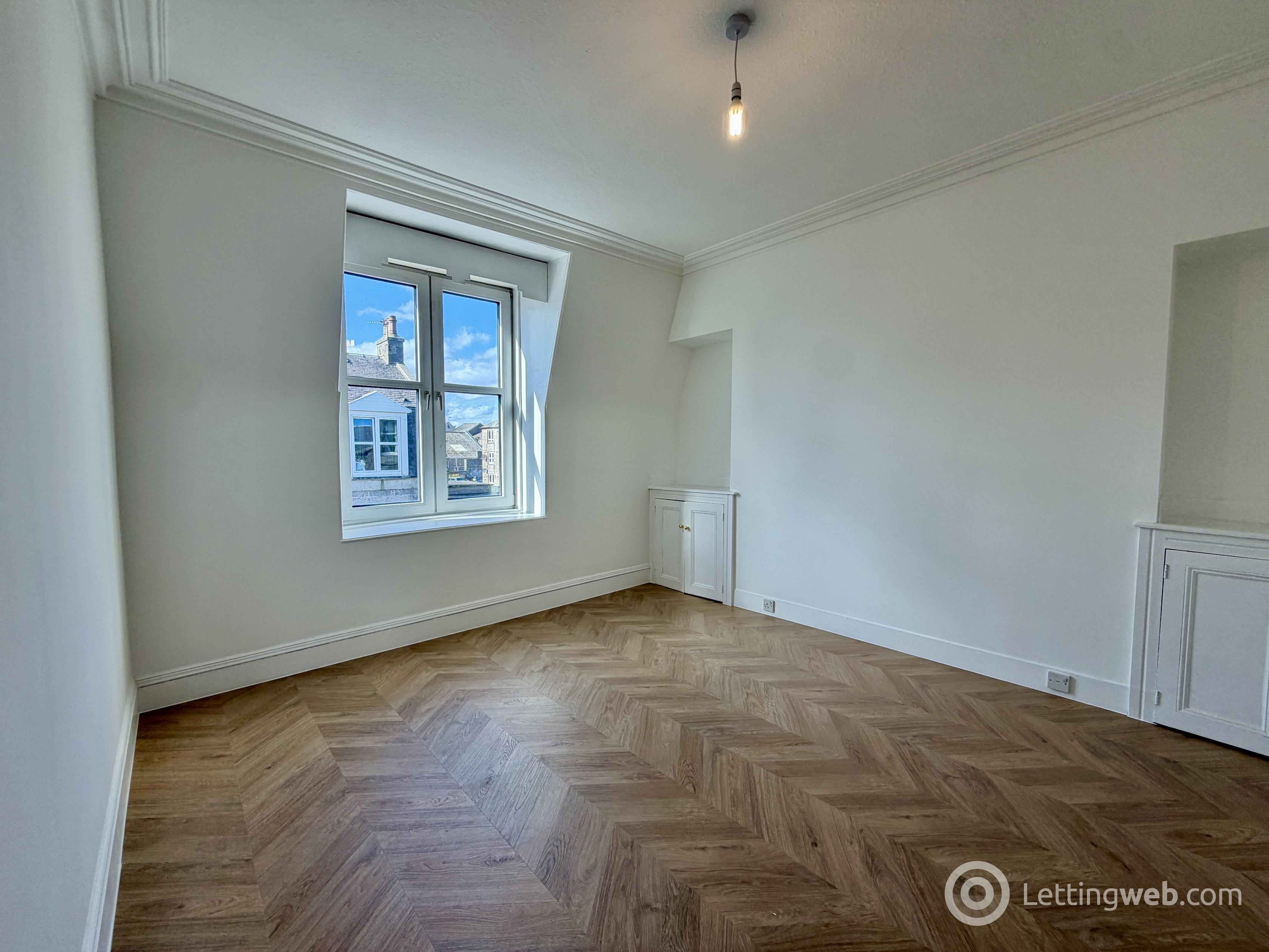 Flat Urquhart Street in Aberdeen City