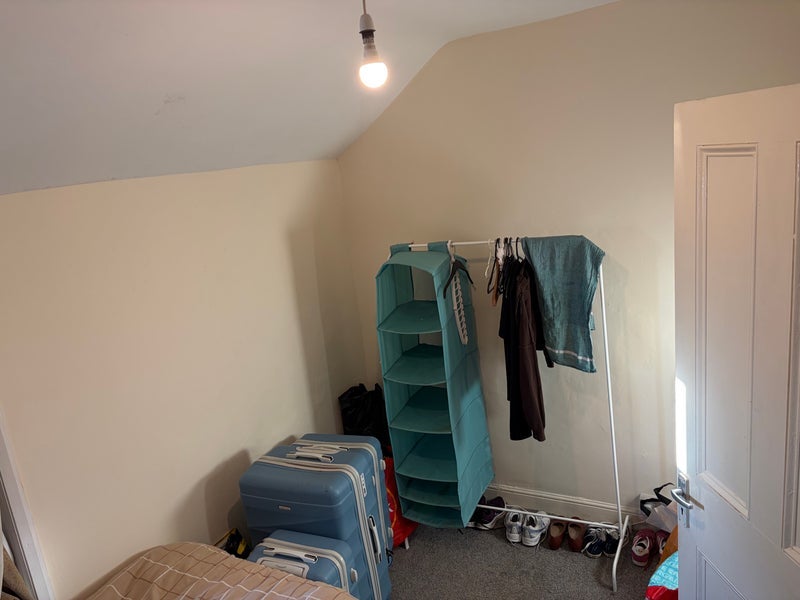 Room Corporation Road in Cardiff
