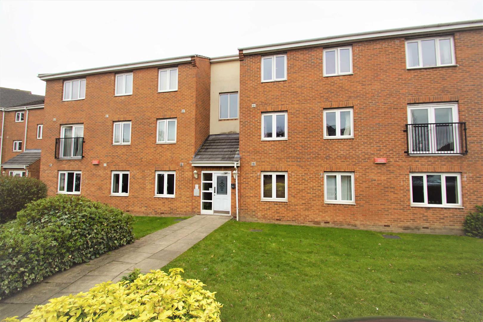 Flat Hillidge Road in Leeds
