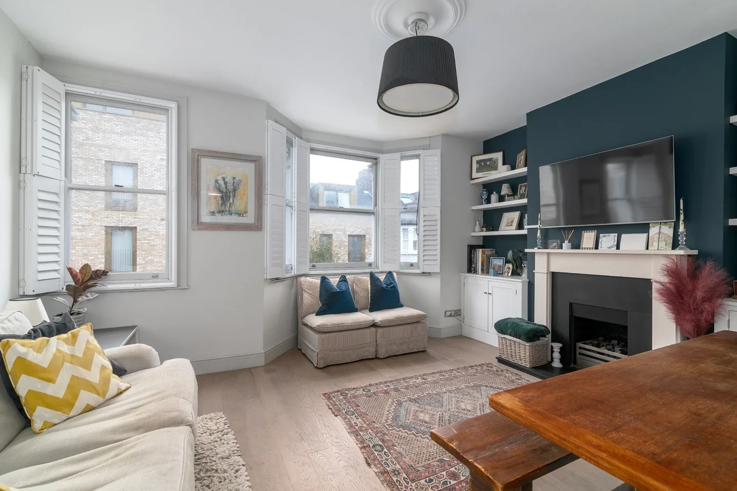 Flat Atheldene Road in Greater London