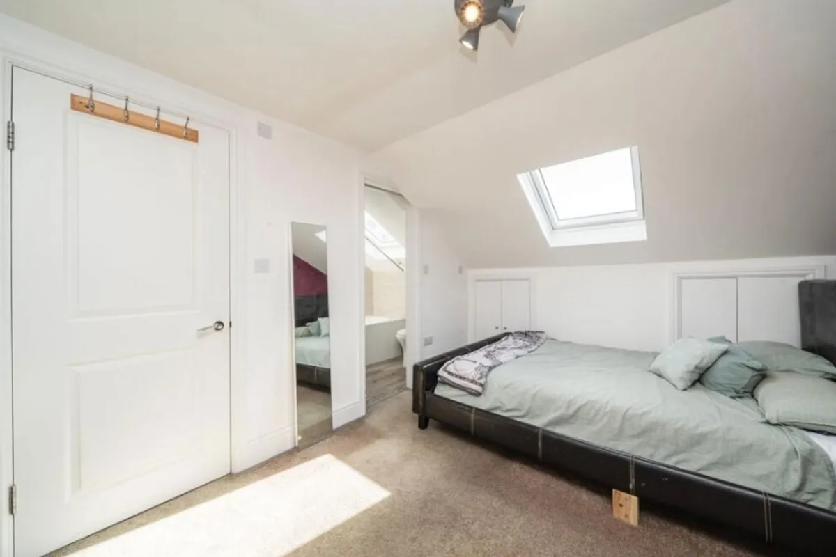 Flat Parfrey Street in Greater London