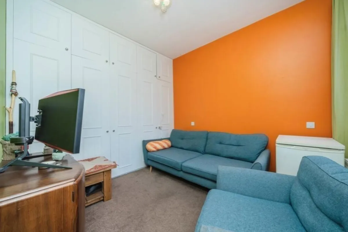 Flat Parfrey Street in Greater London