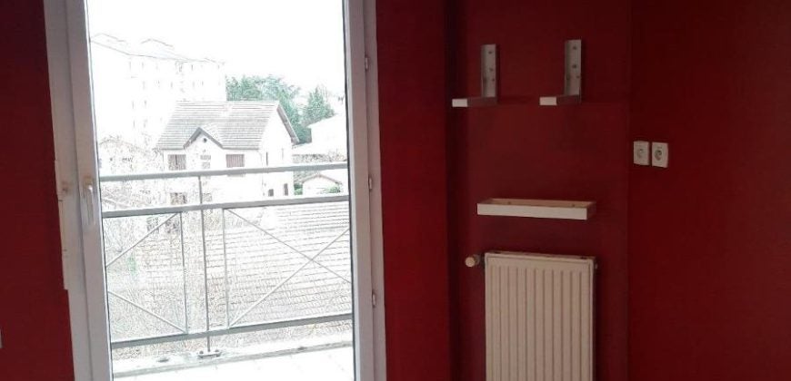 Appartement Rue Pégoud à Décines-Charpieu