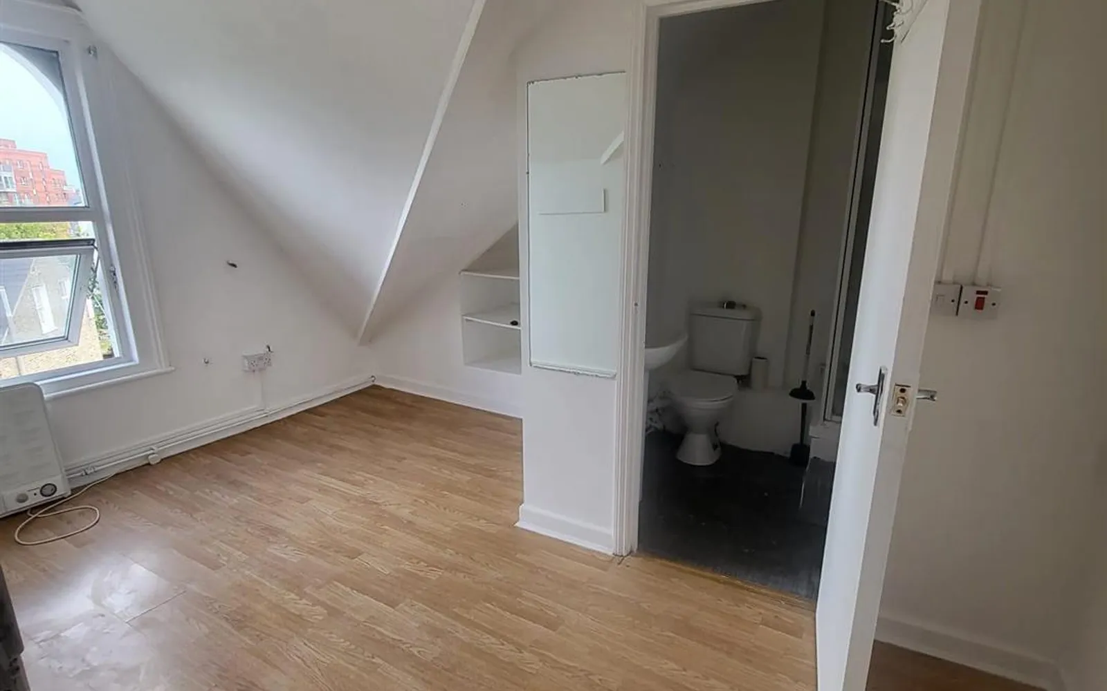 Room Caledonian Road in Greater London