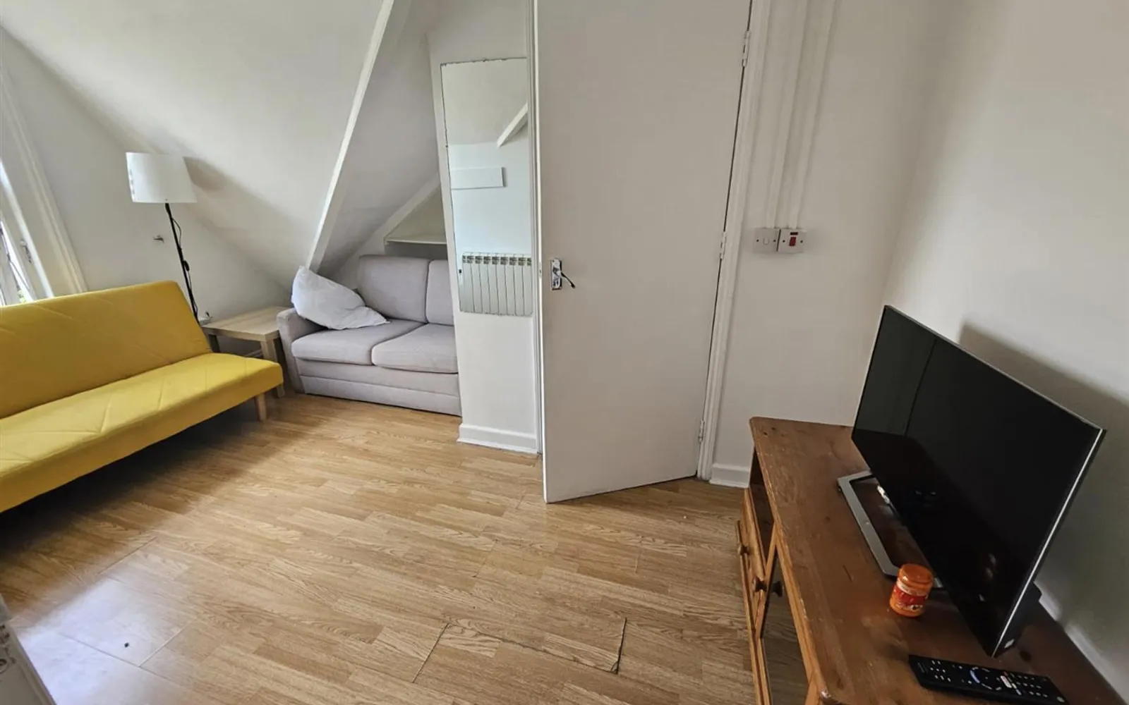Room Caledonian Road in Greater London