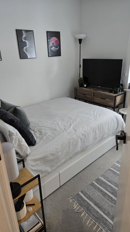 Room Bournemouth Road in Poole