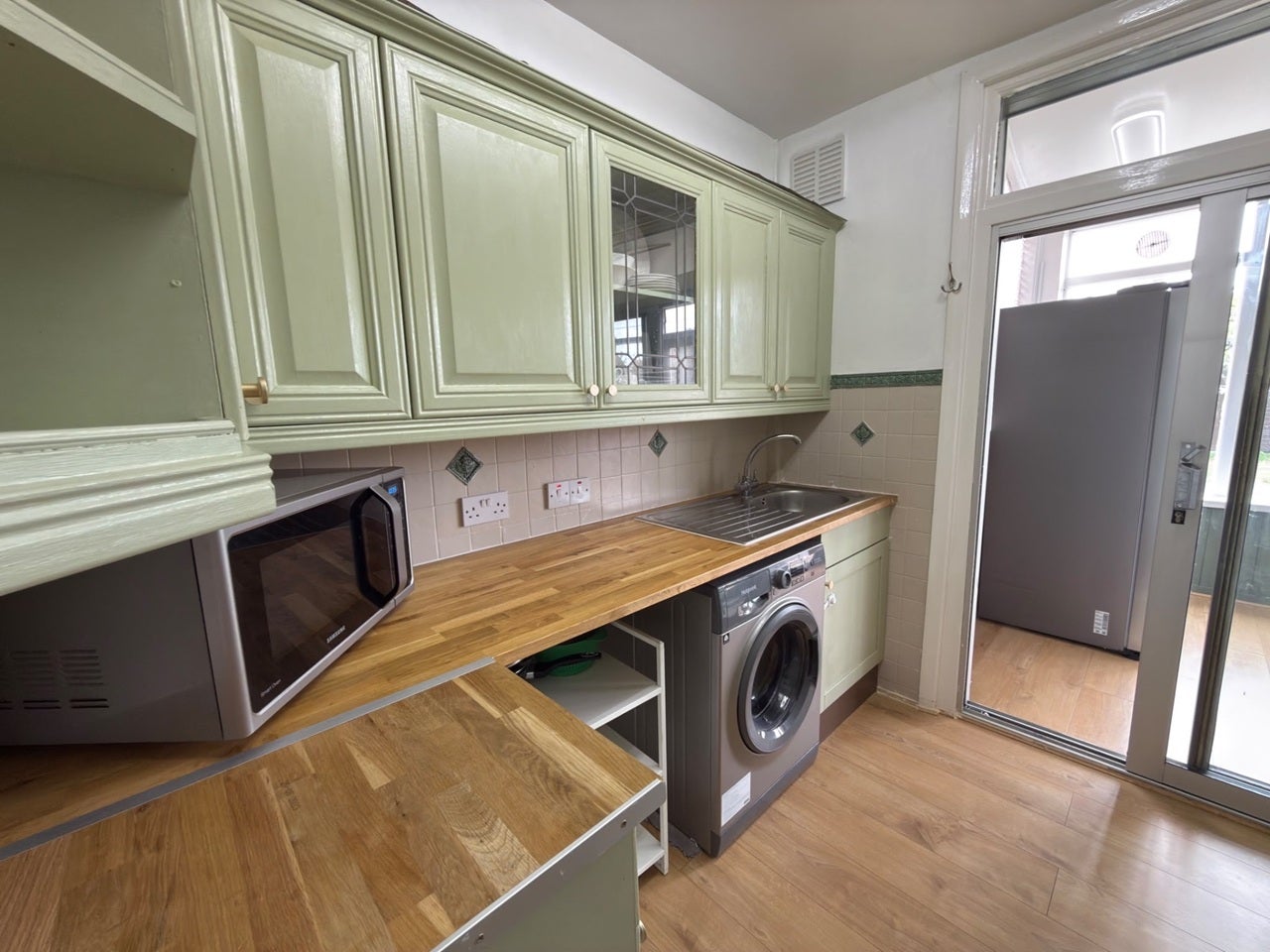 House Wilmington Gardens in Greater London